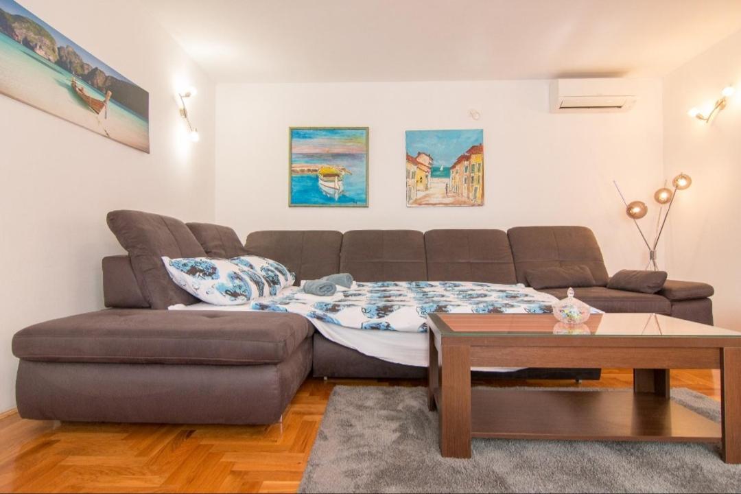 Apartment Antonella Fasana Fazana Exterior photo
